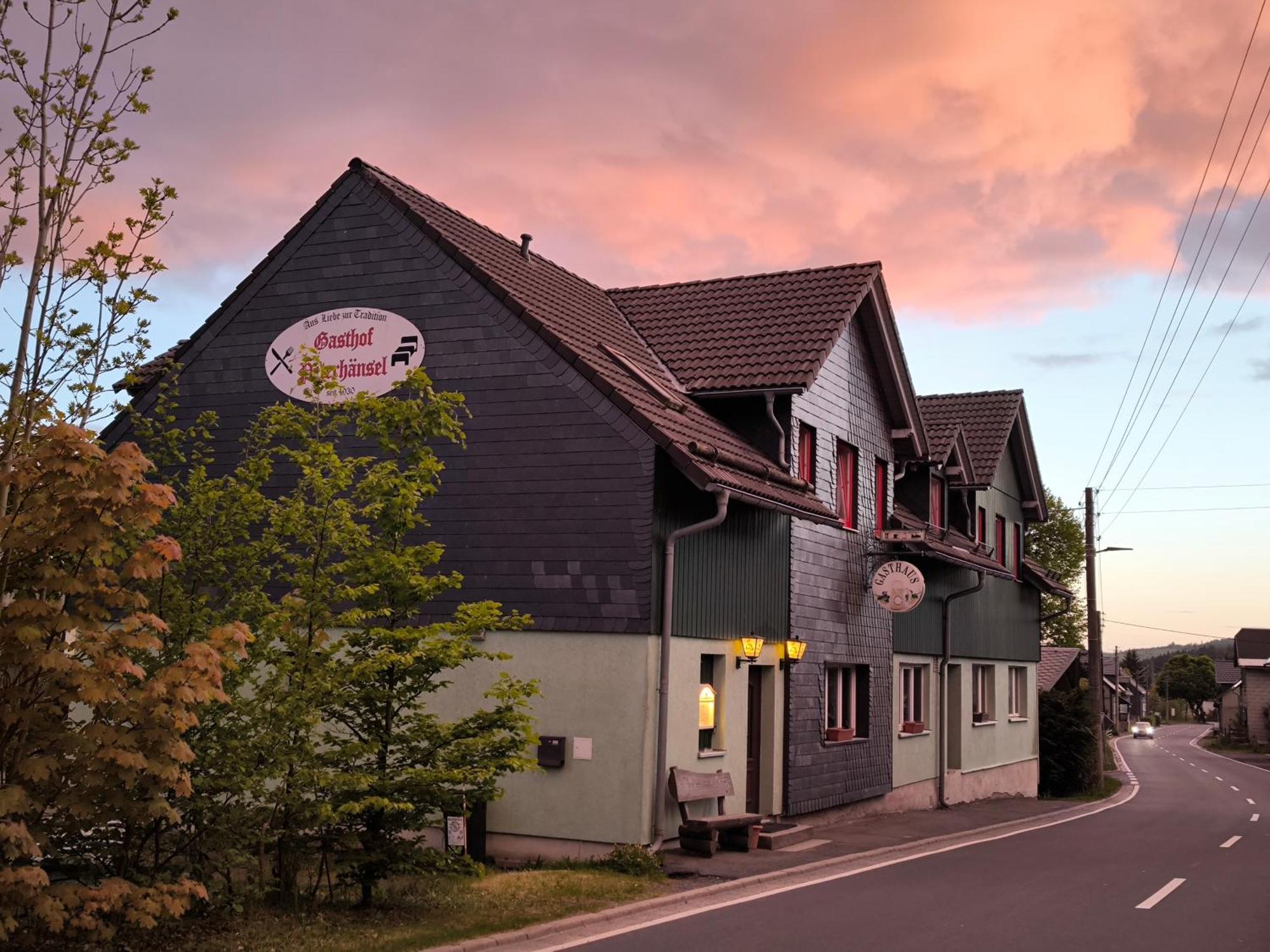 Gasthaus Und Hotel Peterhaensel Spechtsbrunn Eksteriør billede